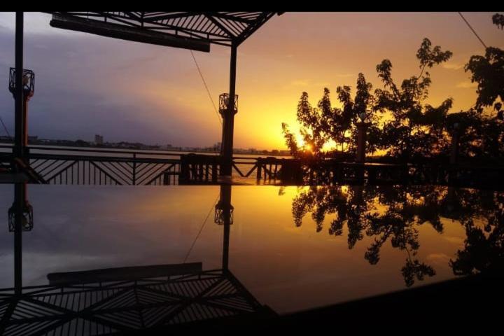 Villa Sala Vanna Savannakhet Bagian luar foto