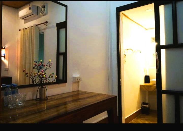 Villa Sala Vanna Savannakhet Bagian luar foto